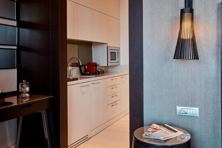 Movenpick Istanbul Hotel Golden Horn - Junior King Suite with Sea View