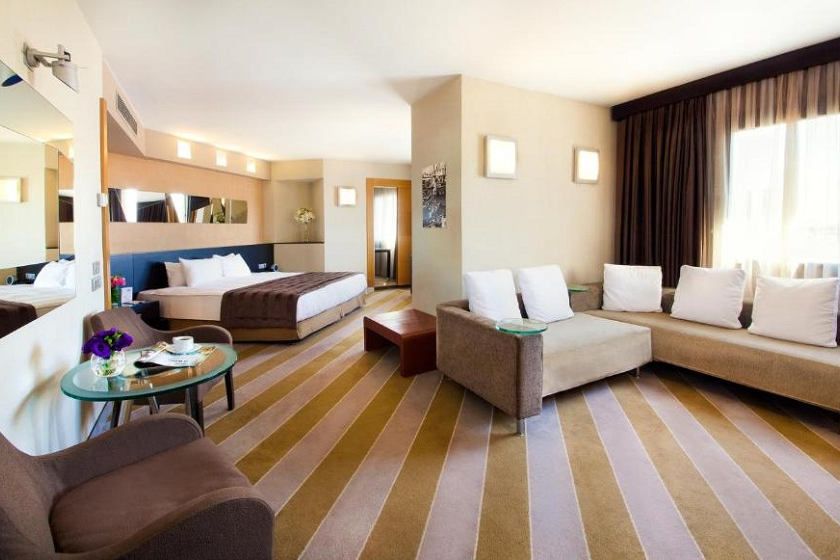 point taksim istanbul - Executive Junior Suite with Lounge Access