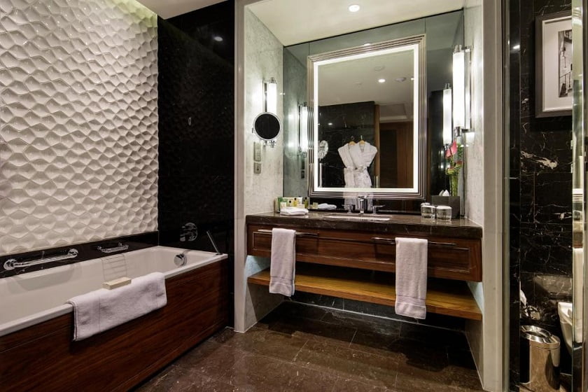 Hilton Istanbul Bomonti - Executive Twin Room