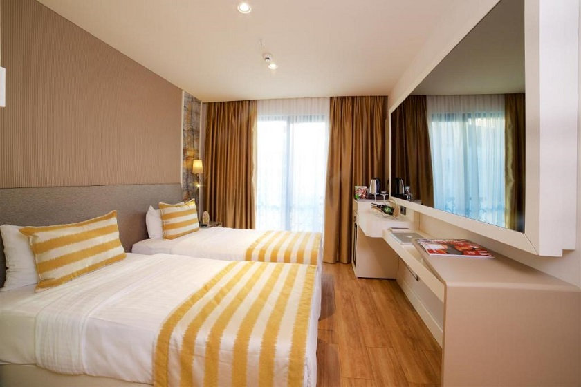Icon Istanbul Hotel - Superior Twin Room with City View