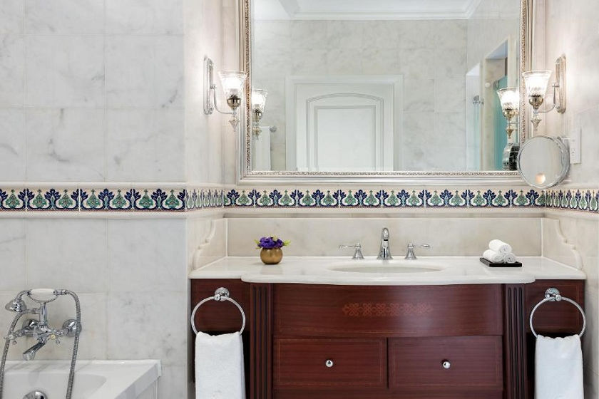 The Ritz Carlton Istanbul - Park View Balcony Room