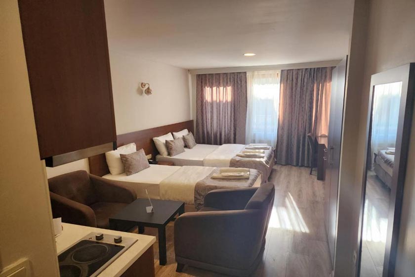 Wide Suites Taksim Istanbul - Deluxe Triple Room