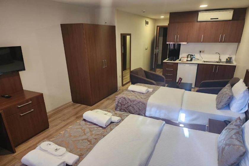 Wide Suites Taksim Istanbul - Deluxe Triple Room