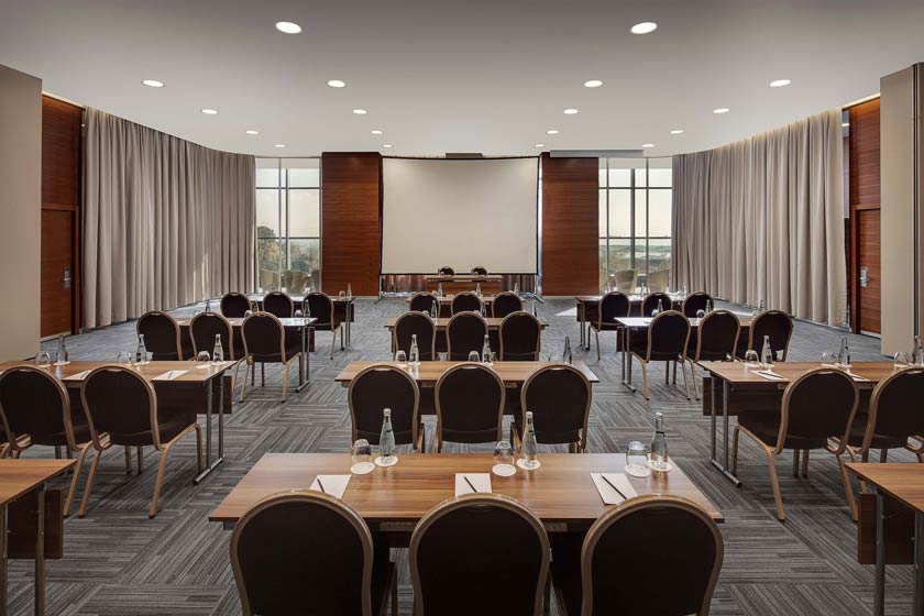 Sheraton Atakoy Hotel istanbul - conference room