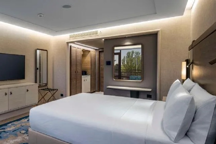 Hilton Istanbul Bosphorus Istanbul - Executive King Room with City View