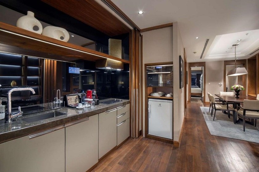 Hilton bomonti Istanbul Hotel - Istanbul - Bomonti Home Suite Sea view