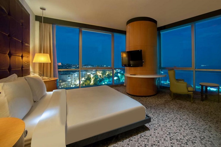 DoubleTree By Hilton Istanbul Moda - Family Suite