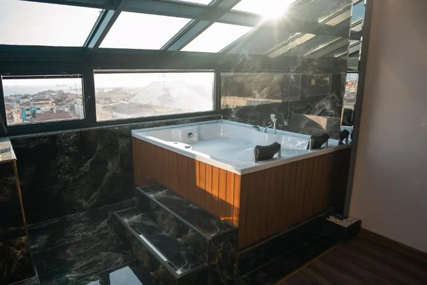 Cip Hotel & Spa - Bakirkoy Istanbul City Center Istanbul - Suite with Hot Tub