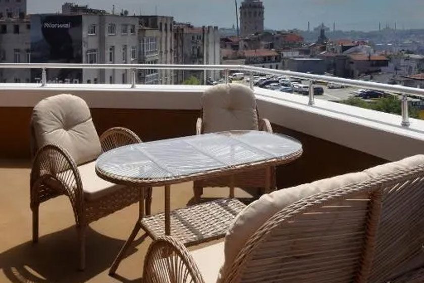 Tunel Residence Pera Istanbul - Queen Room with Sea View