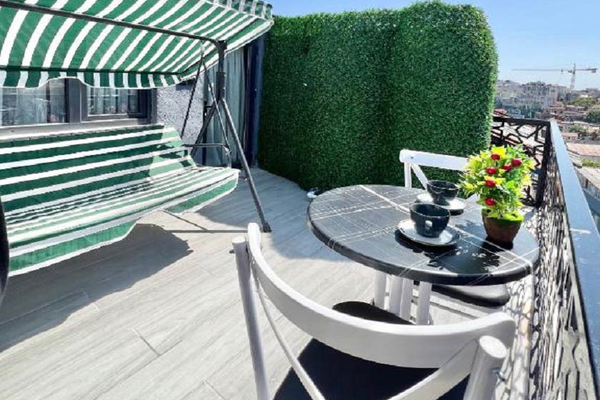 Taksim Larissa Residence Istanbul - Deluxe Double Room with Balcony