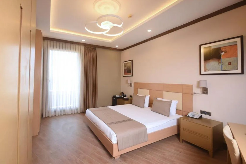 Tunel Residence Pera Istanbul - Queen Room with Sea View