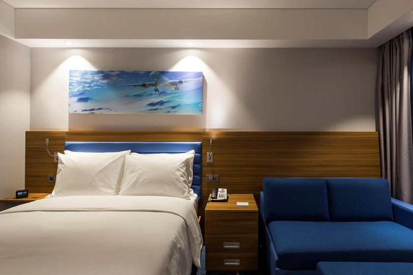 Hampton by Hilton Istanbul Kurtkoy Istanbul - King Room with Sofa - Smoking