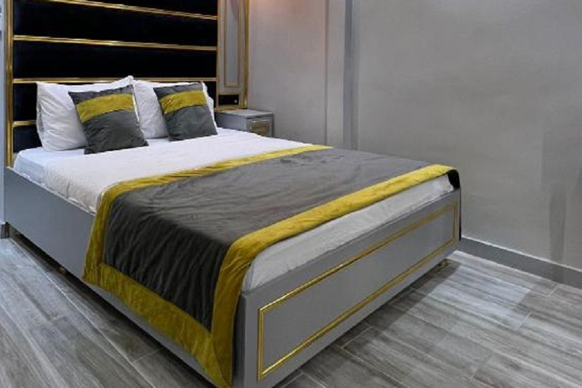 Taksim Larissa Residence Istanbul - Deluxe Double or Twin Room with Balcony