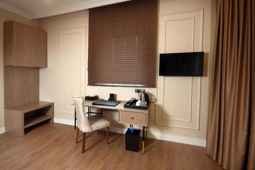Tunel Residence Pera Istanbul - Queen Room with Sea View