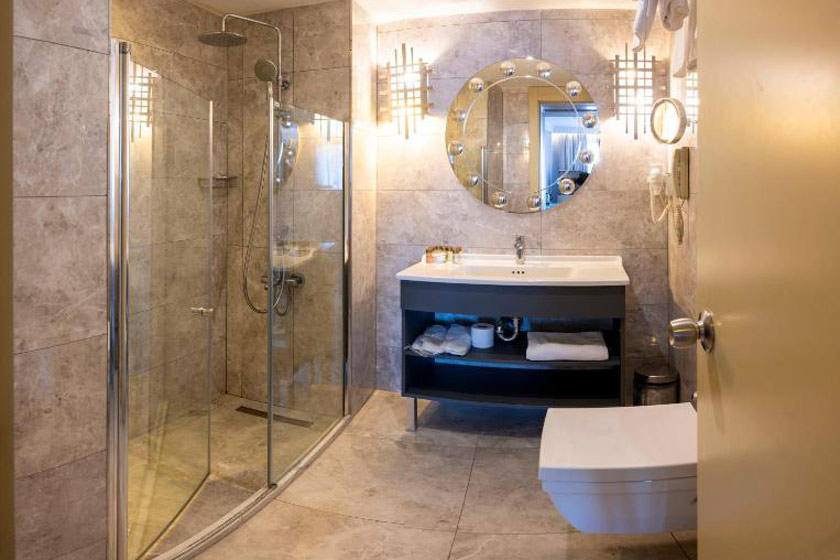 Taxim Hill Hotel Istanbul - Superior Double or Twin Room with Square View